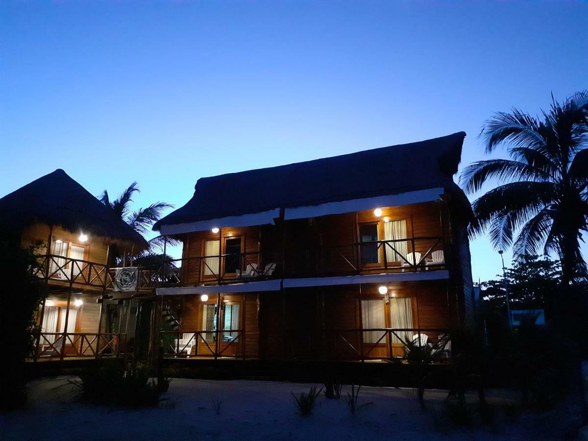Palmeras De Mahahual Cabanas Kültér fotó