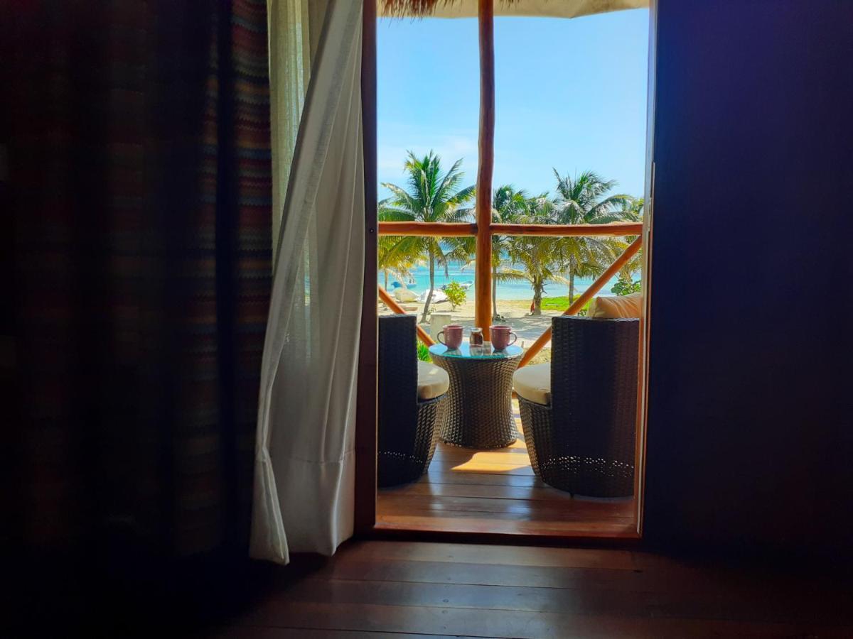 Palmeras De Mahahual Cabanas Kültér fotó