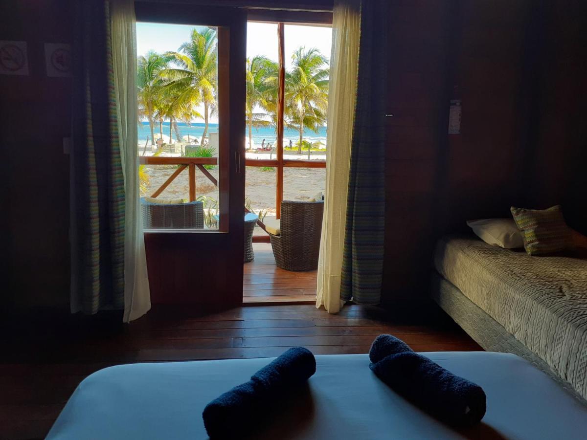 Palmeras De Mahahual Cabanas Kültér fotó